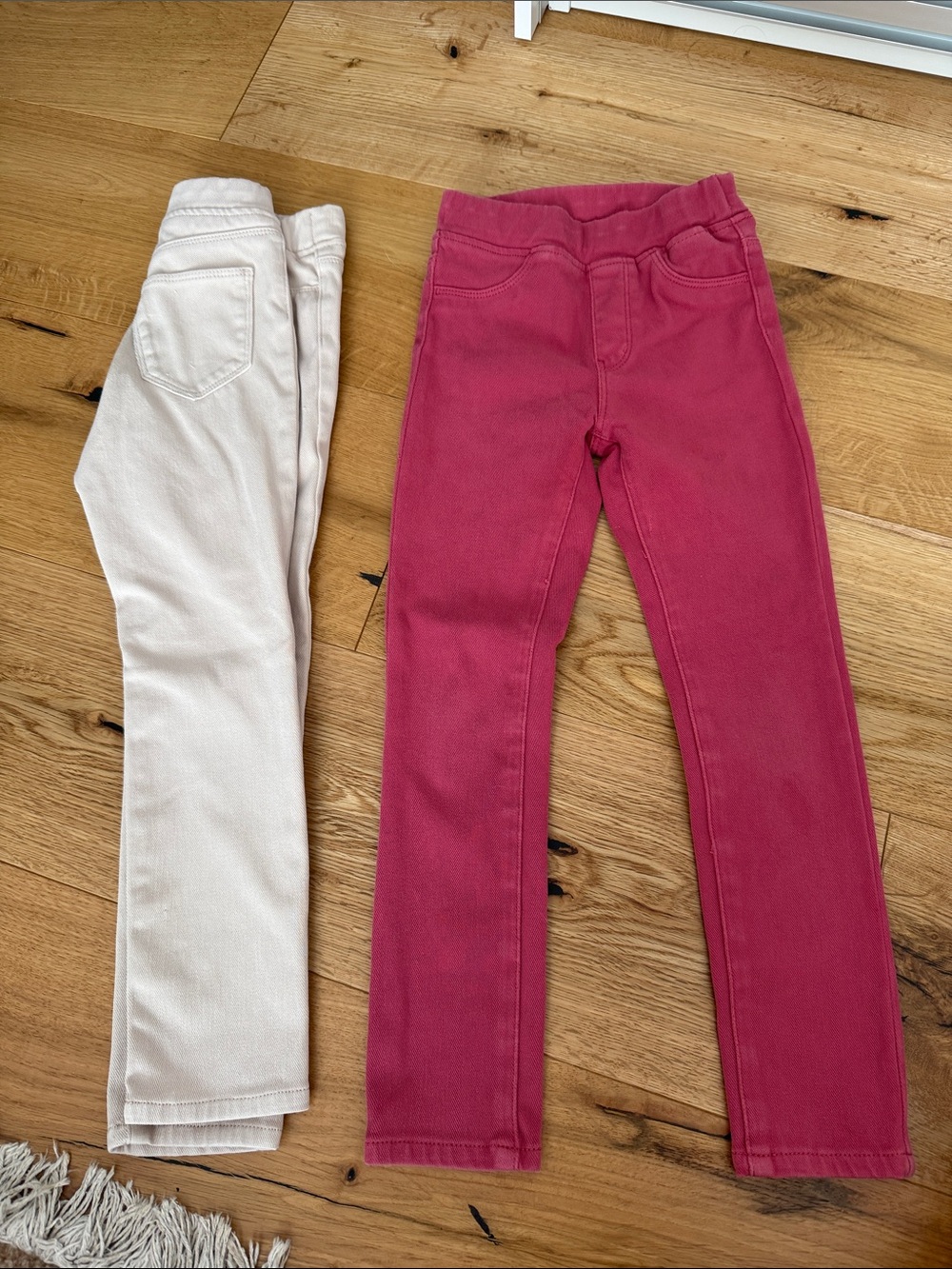 UNIQLO Girls Slim Stretch Leggings in Pink and Cream – 3-4t